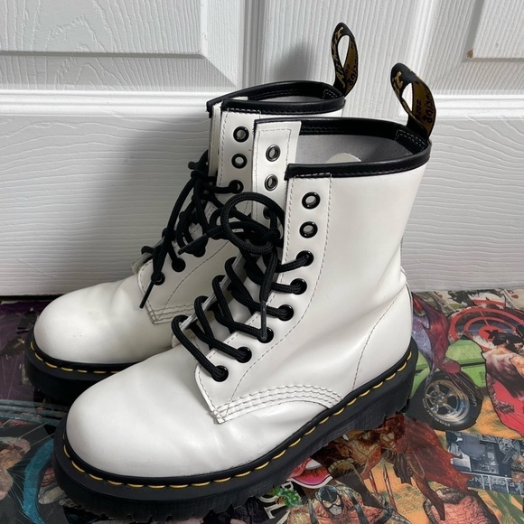 Dr. Martens 26499 boots